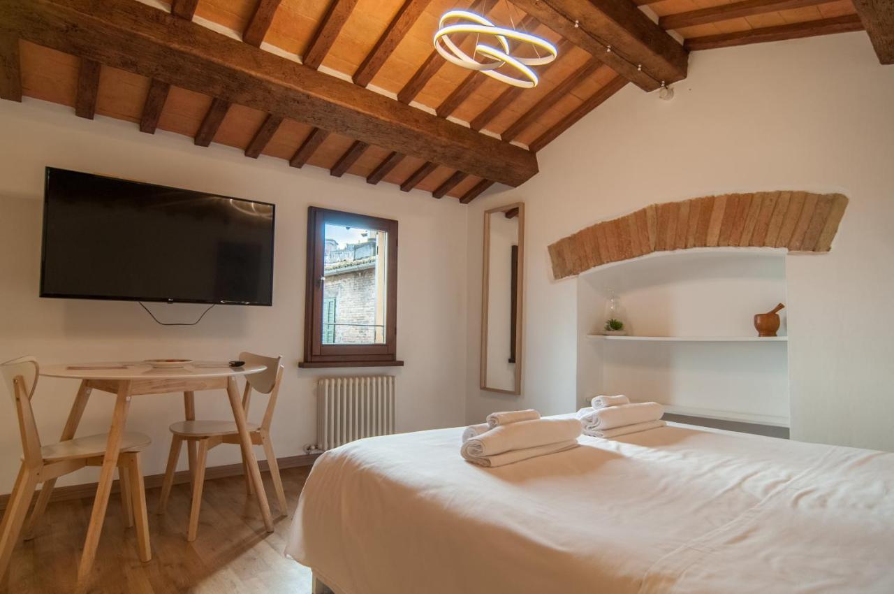 Отель Umbrian Concierge - La Casa Dei Pellari Перуджа Экстерьер фото