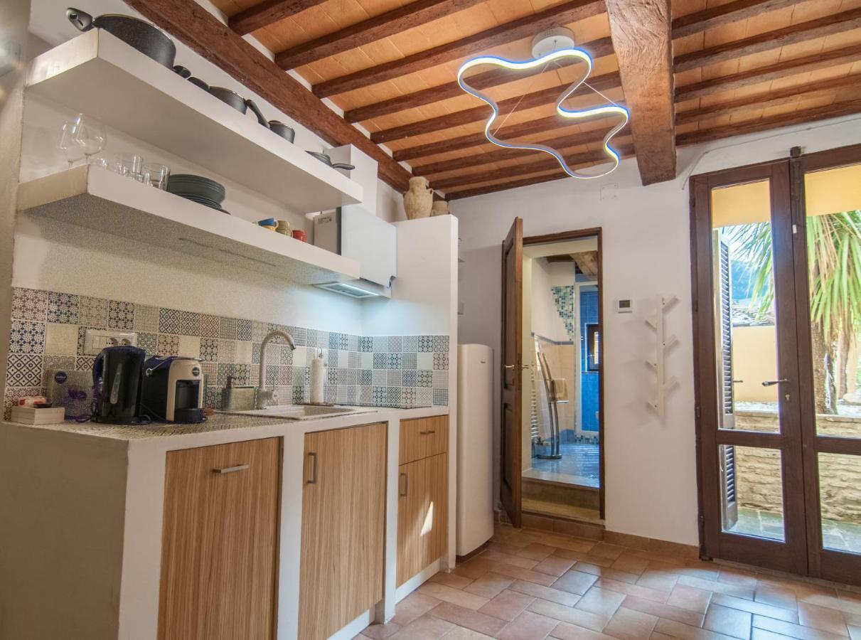 Отель Umbrian Concierge - La Casa Dei Pellari Перуджа Экстерьер фото